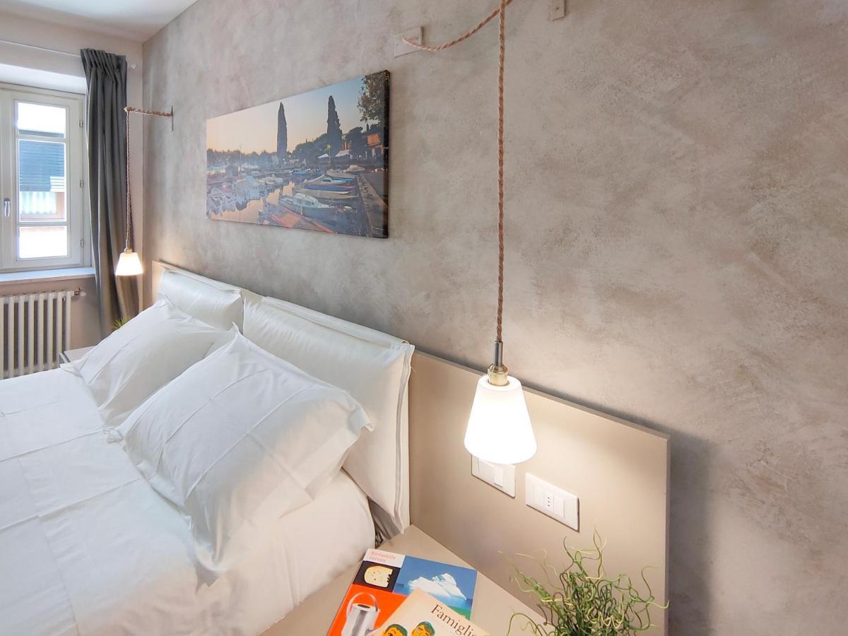 Chiare Ginestre Apartment San Felice del Benaco Exterior photo